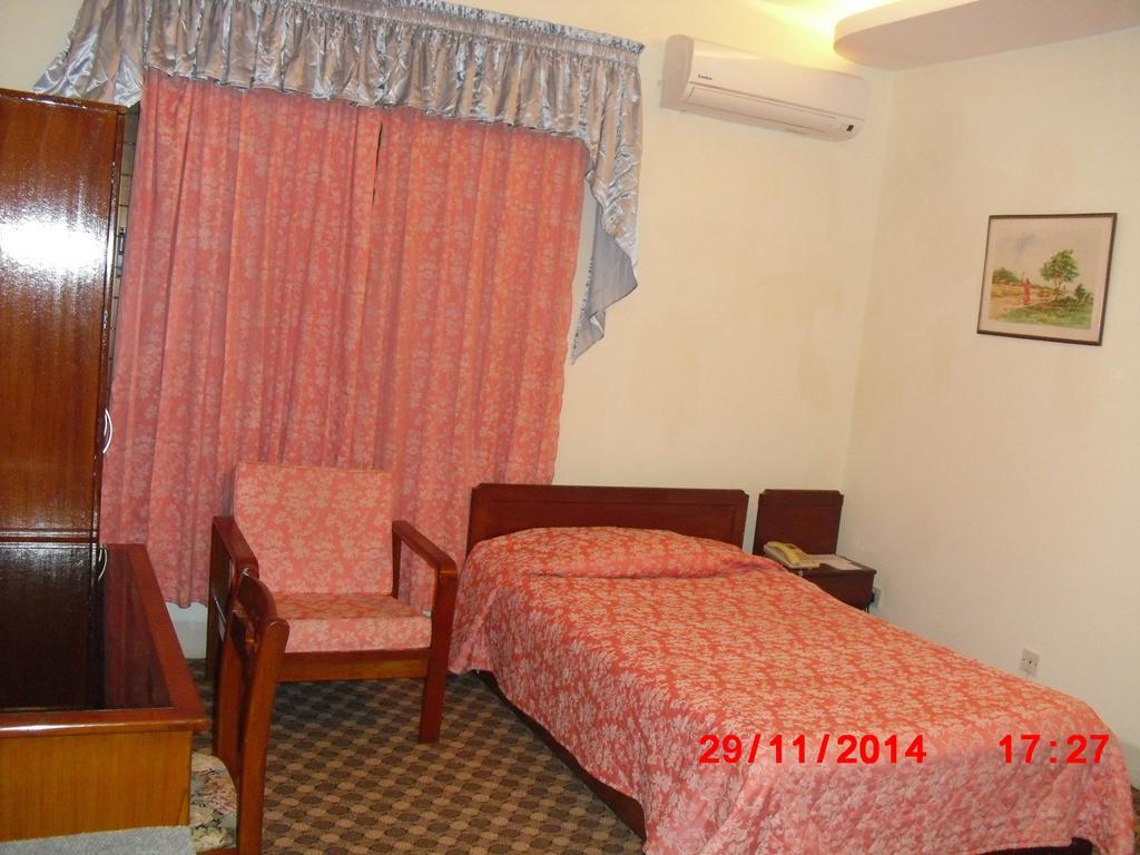 Rose Wood Residence Dhaka Room photo